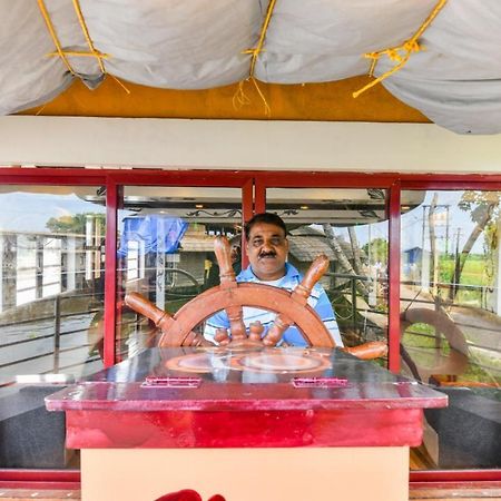 Friends Cruise, Nightstay Houseboat Alappuzha 외부 사진