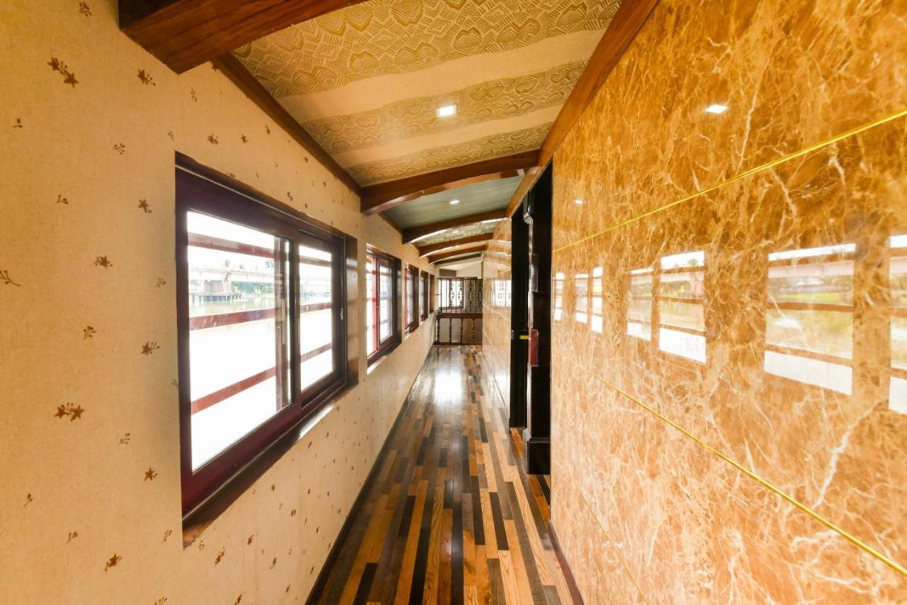 Friends Cruise, Nightstay Houseboat Alappuzha 외부 사진