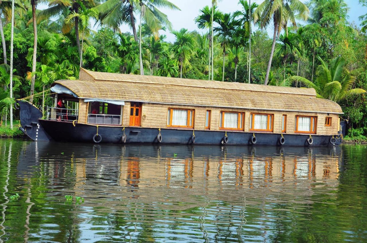 Friends Cruise, Nightstay Houseboat Alappuzha 외부 사진